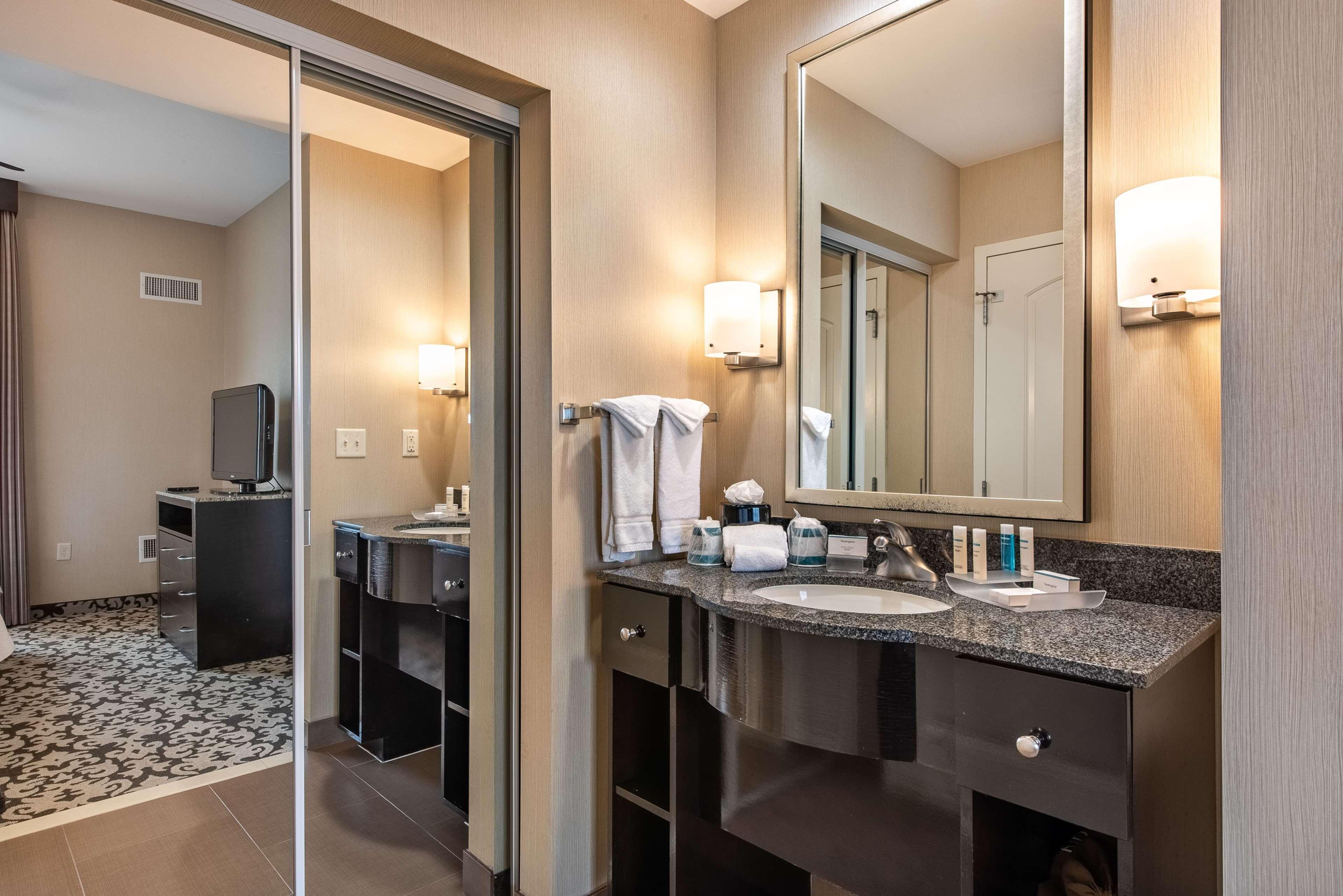 Homewood Suites By Hilton Oxnard/Camarillo Eksteriør billede