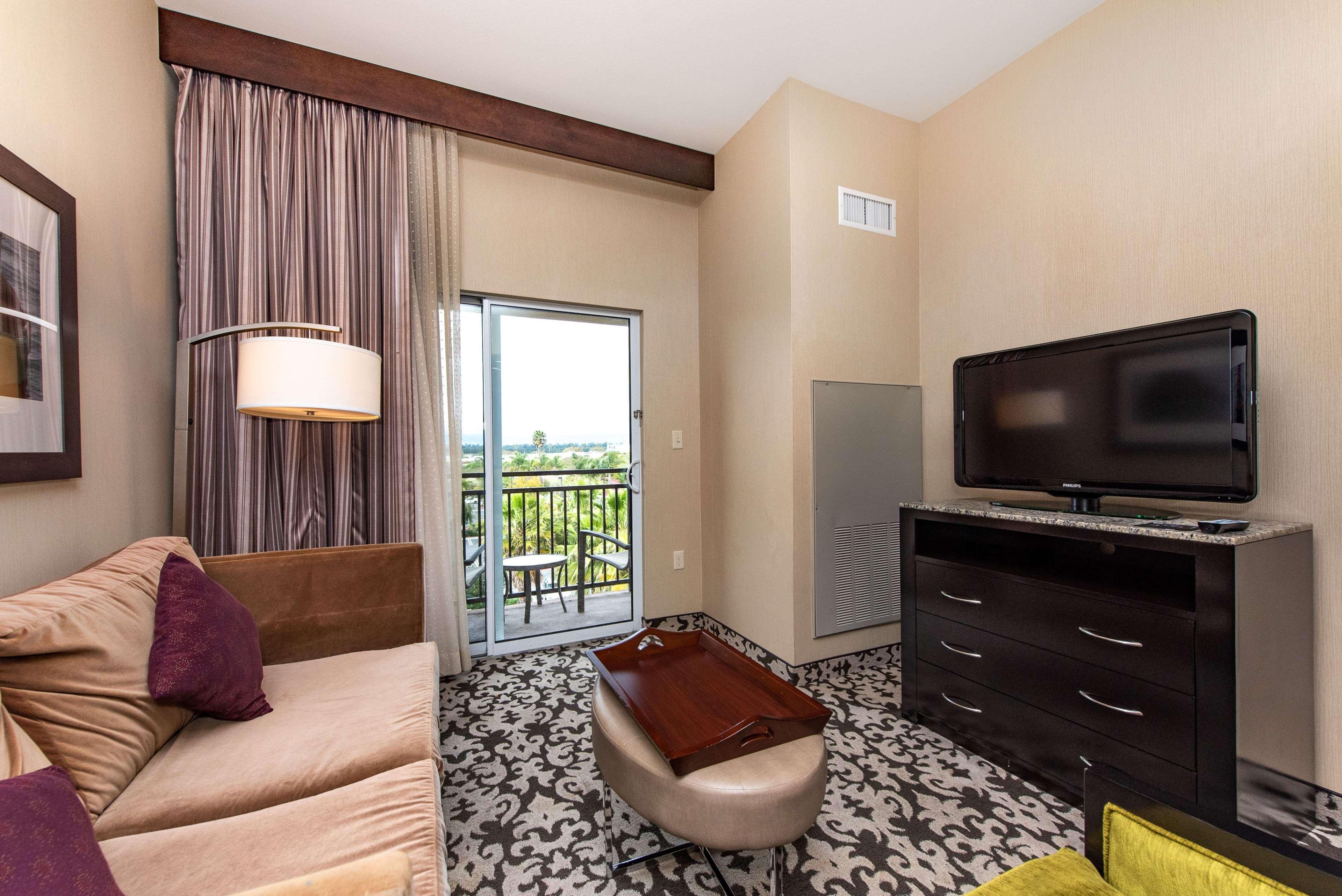 Homewood Suites By Hilton Oxnard/Camarillo Eksteriør billede
